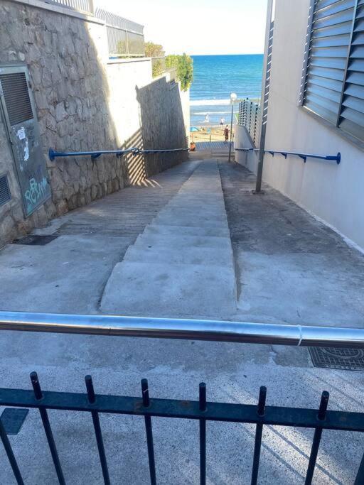 Primera Linea De Playa, Vistas Al Mar Benicàssim Esterno foto